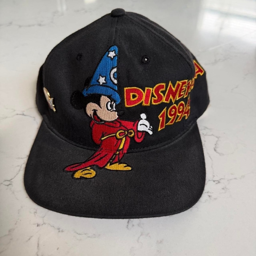 Disneyana Convention 1994 Fantasia Sorcerer Mickey Hat with Pin NWT Disney World